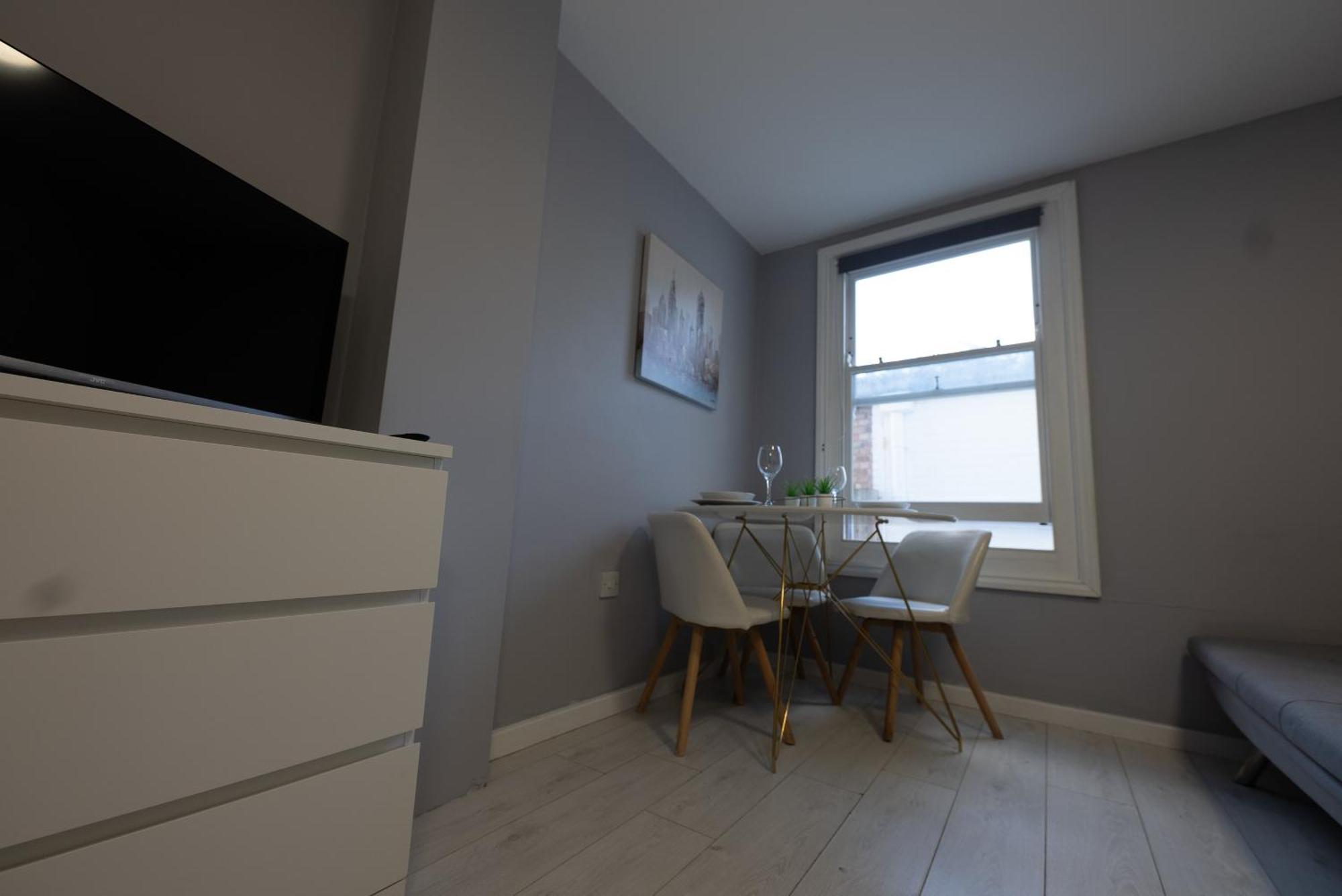 Central Brighton Modern One Bed Apartments المظهر الخارجي الصورة